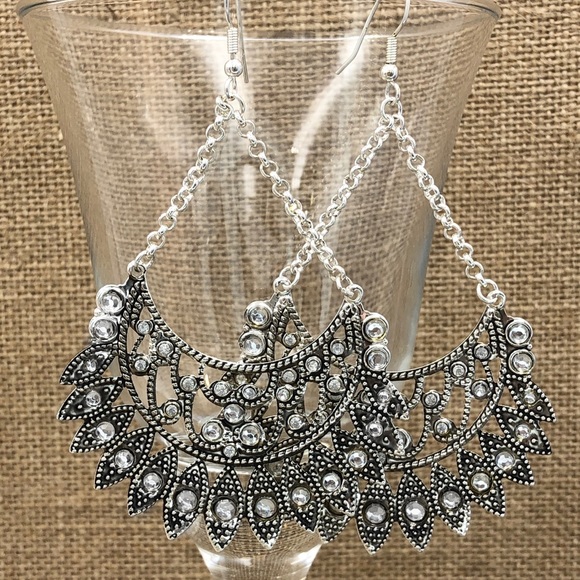 🍀Crescent Scoop Filigree Large Earrings - Picture 1 of 2